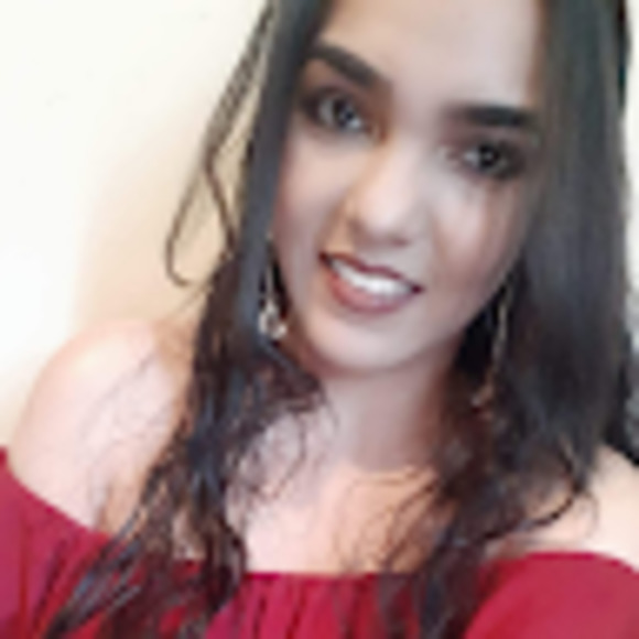 Meet your Posher, Rocio - Picture 1 of 1